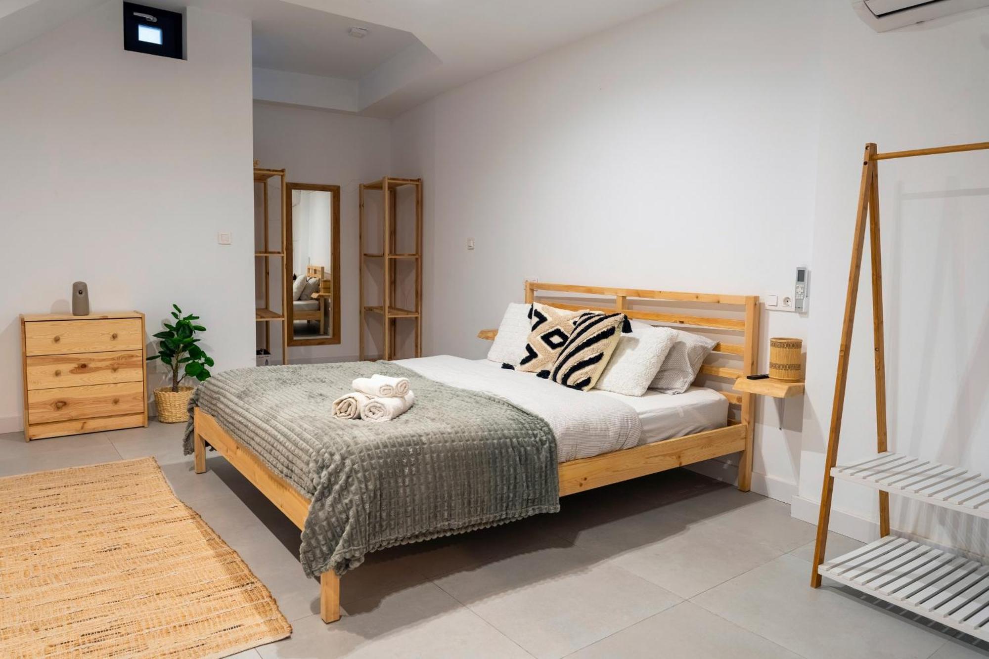 Apartment Andrea In Malaga Center Екстериор снимка
