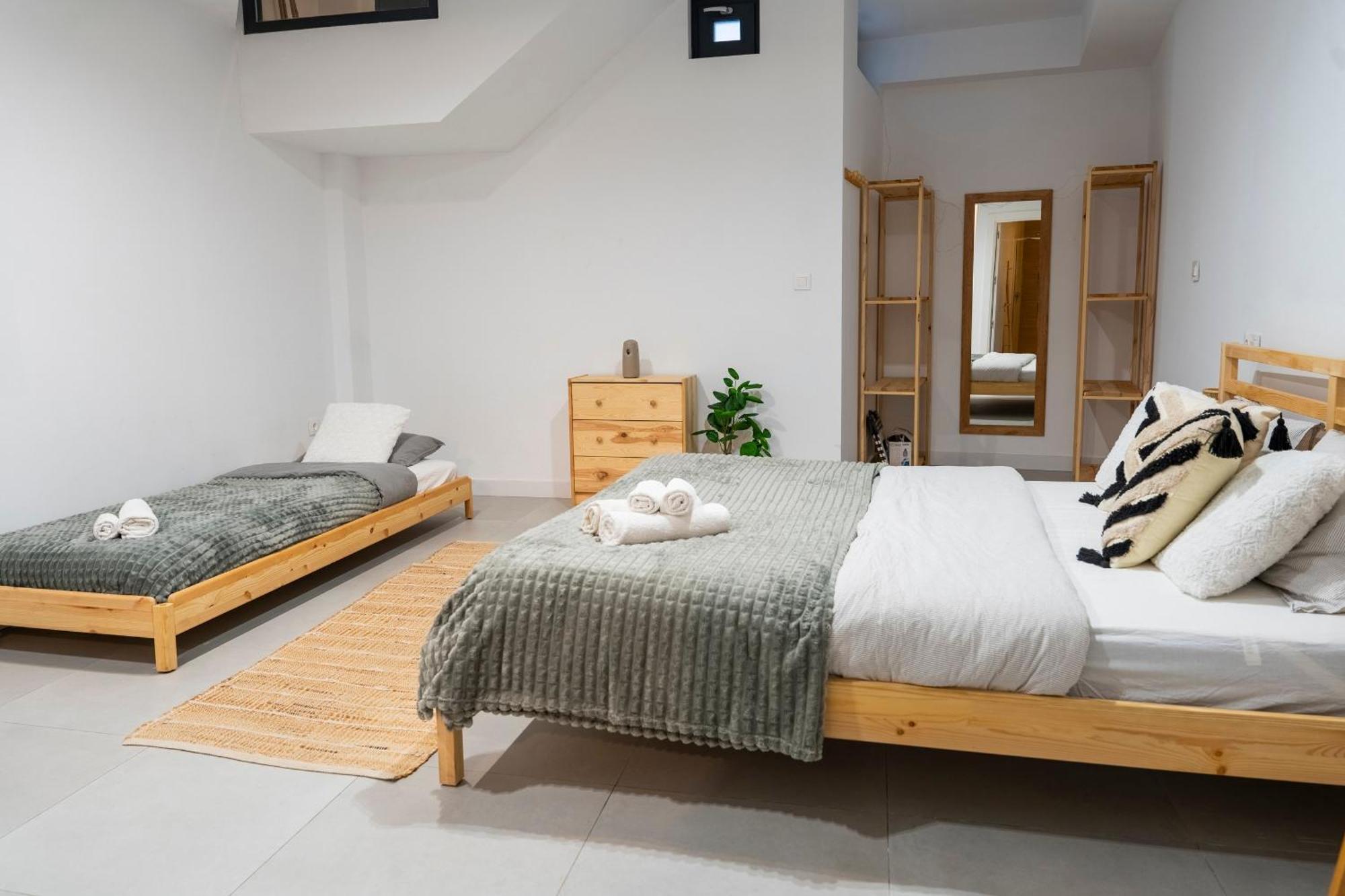 Apartment Andrea In Malaga Center Екстериор снимка