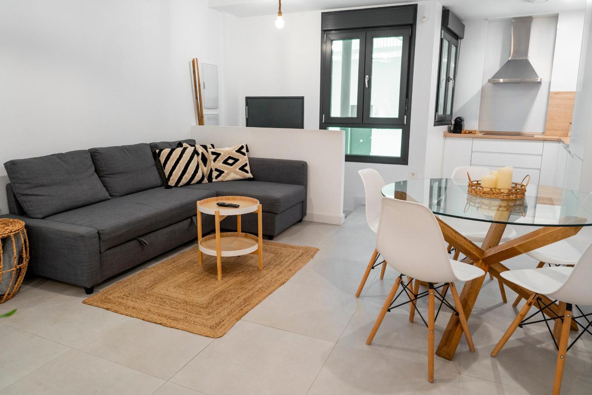 Apartment Andrea In Malaga Center Екстериор снимка